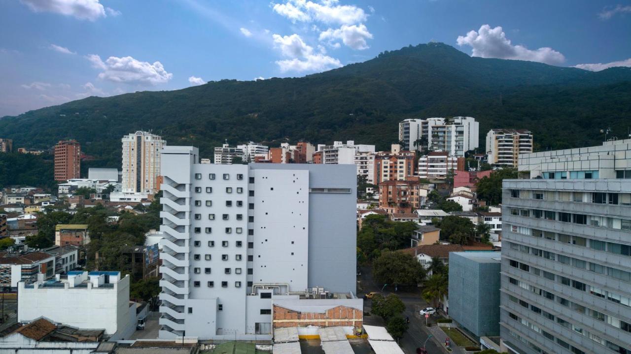Hotel Ibis Cali Granada Εξωτερικό φωτογραφία