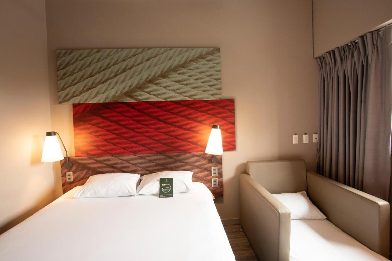 Hotel Ibis Cali Granada Εξωτερικό φωτογραφία