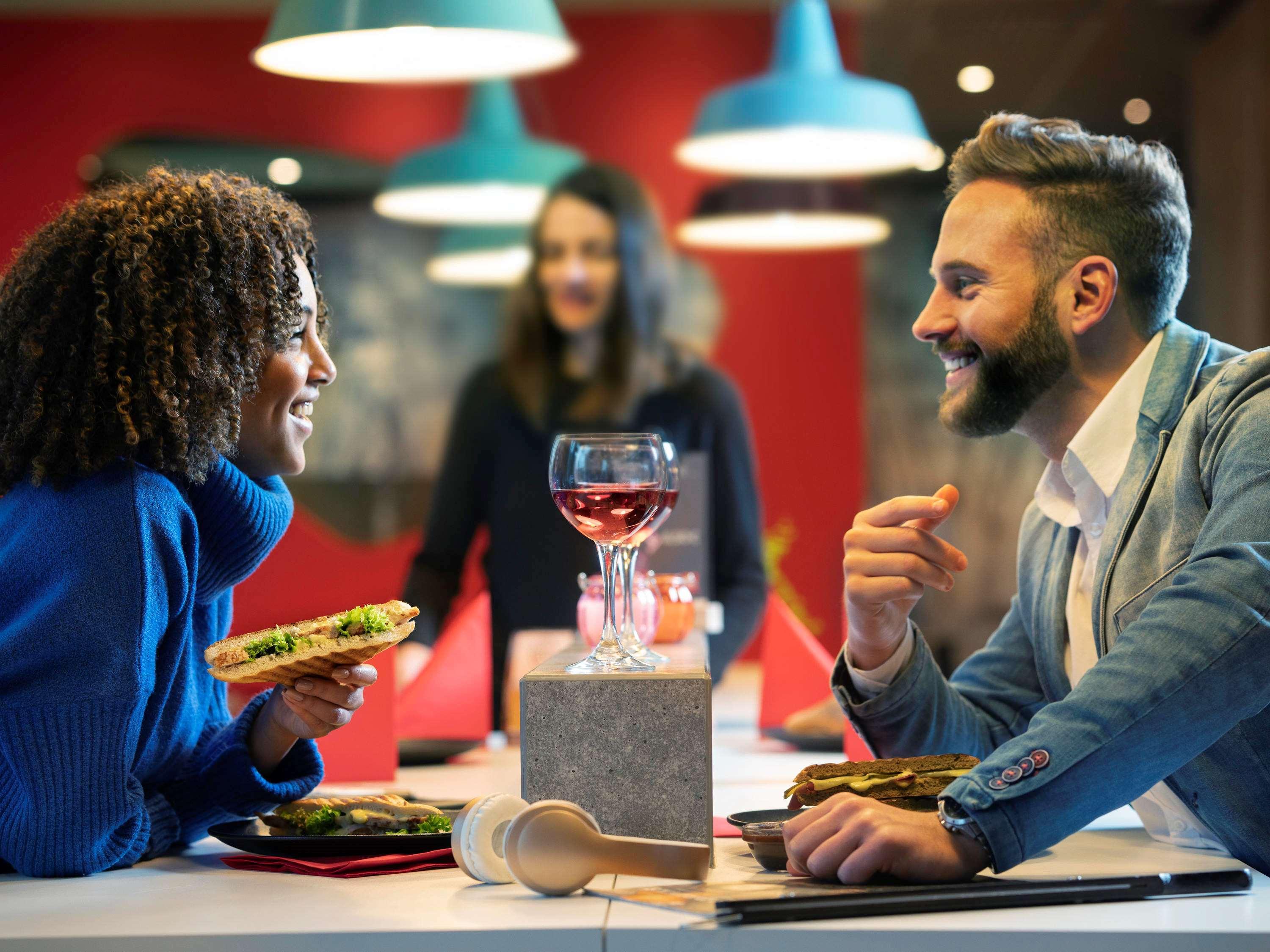 Hotel Ibis Cali Granada Εξωτερικό φωτογραφία