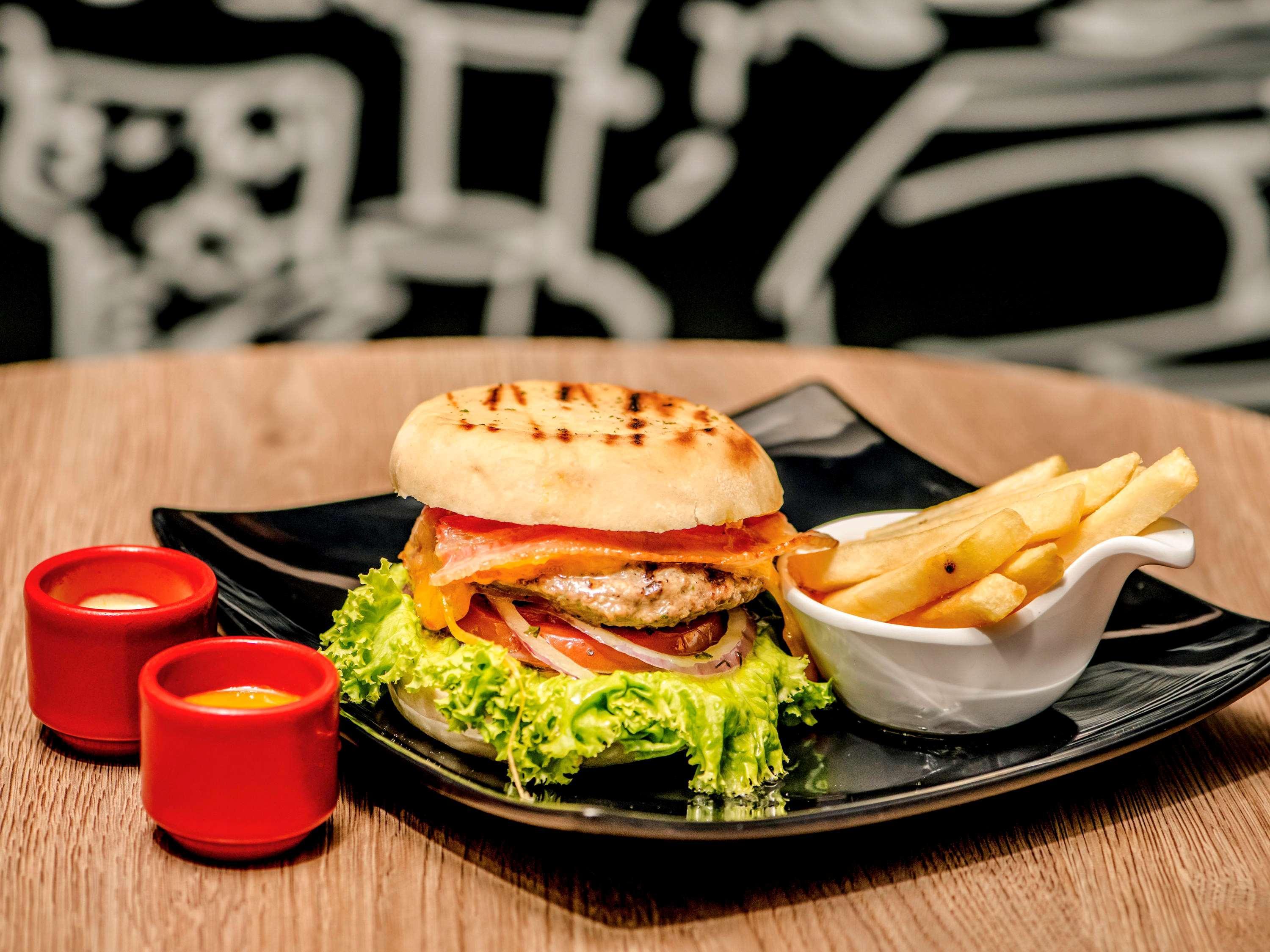 Hotel Ibis Cali Granada Εξωτερικό φωτογραφία