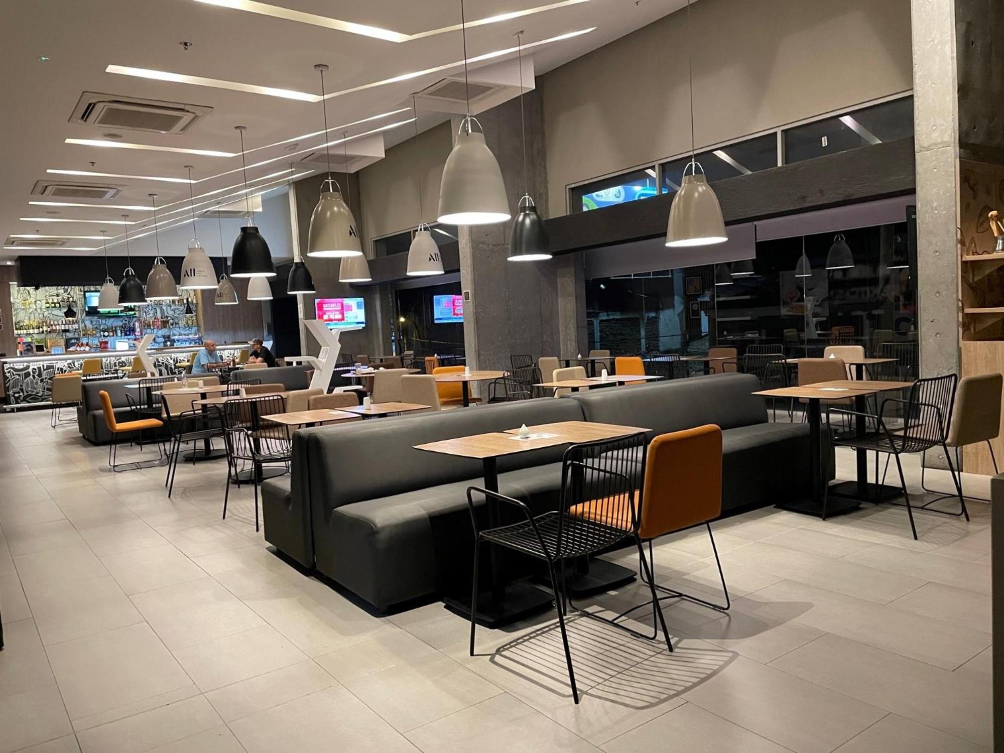 Hotel Ibis Cali Granada Εξωτερικό φωτογραφία